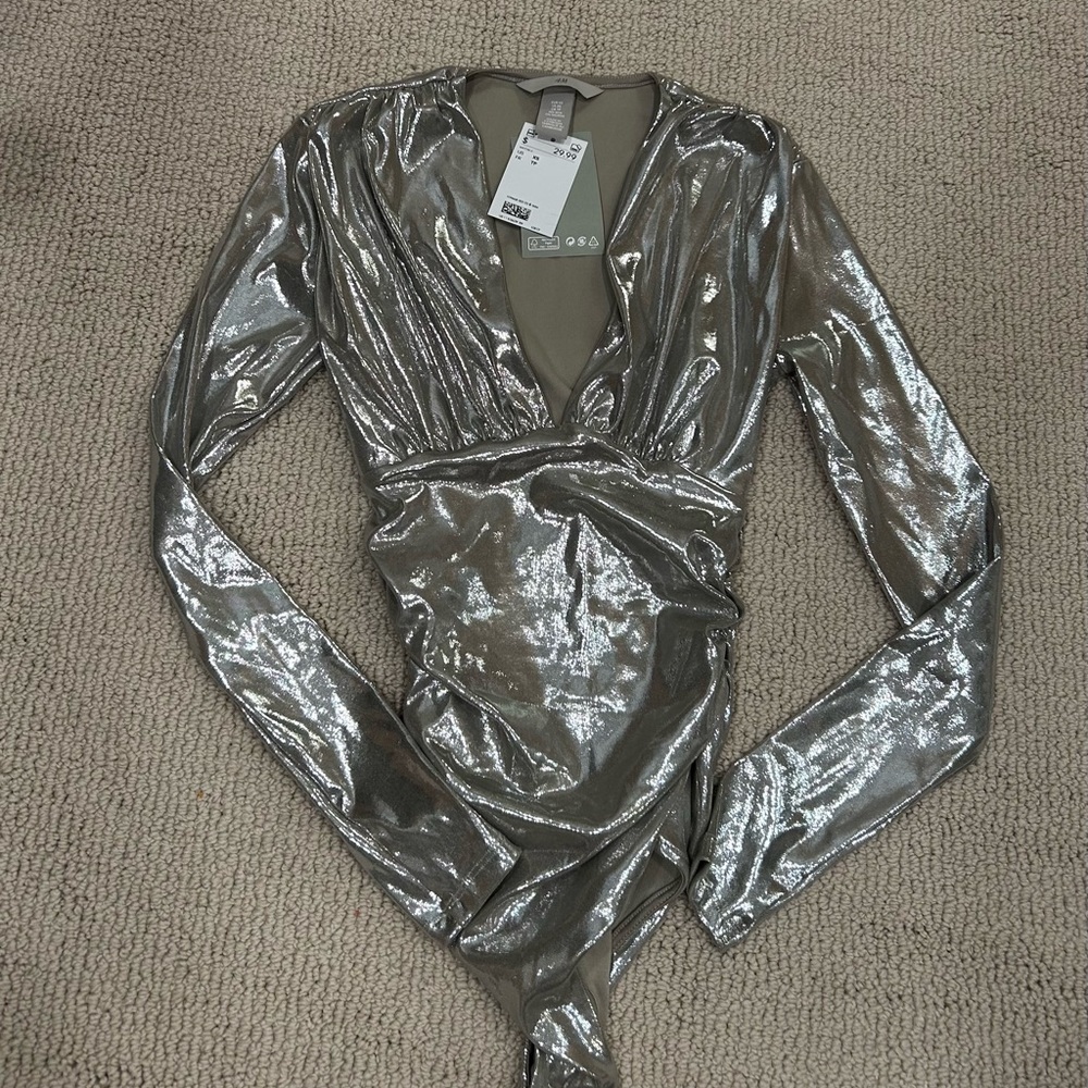 NWT Gold shimmer bodysuit xs